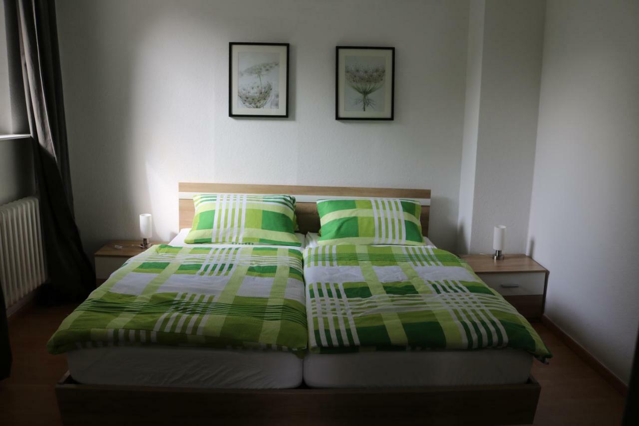 Kleines, Gemuetliches Haeuschen Apartment Monchengladbach Luaran gambar