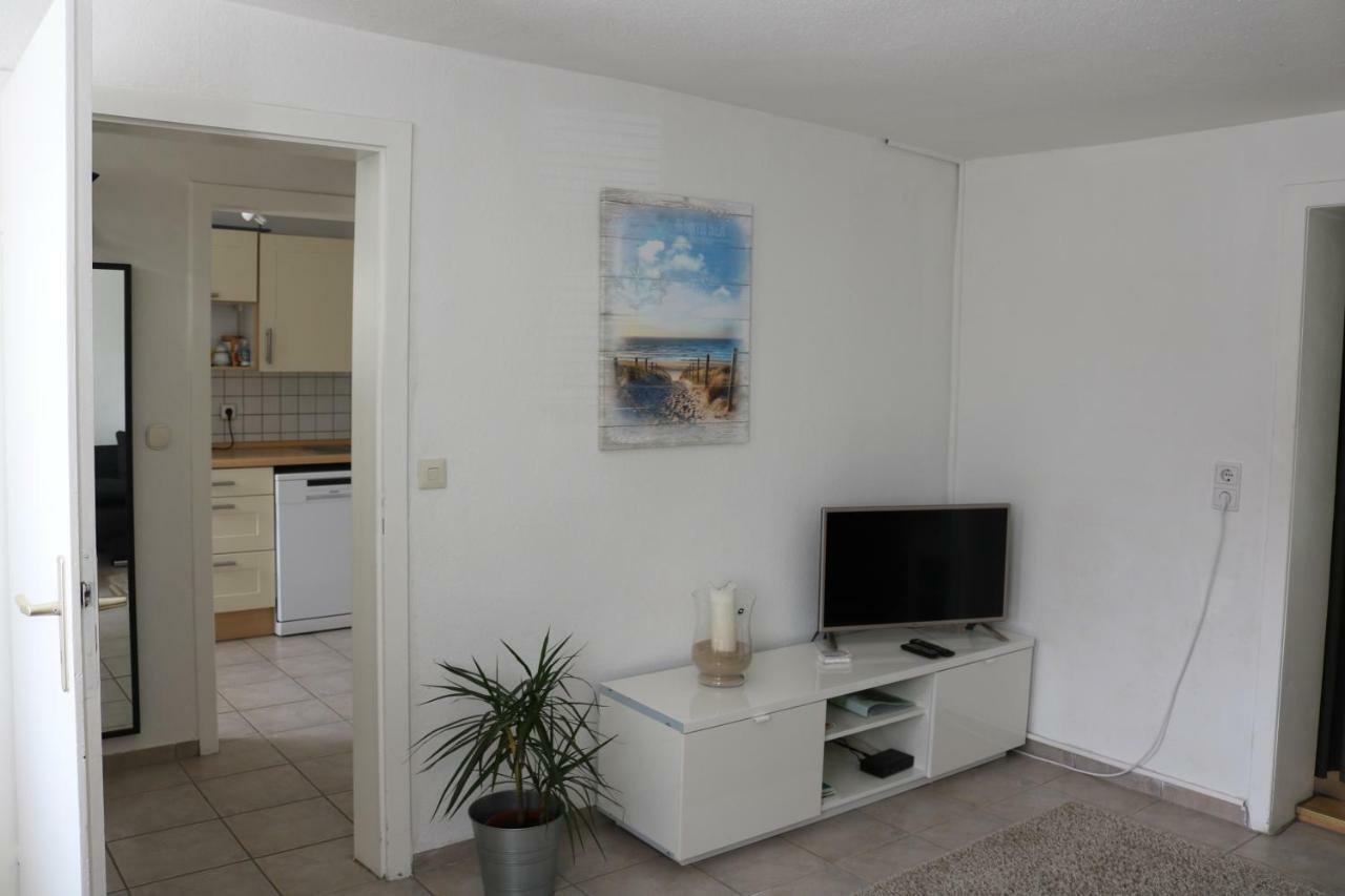 Kleines, Gemuetliches Haeuschen Apartment Monchengladbach Luaran gambar